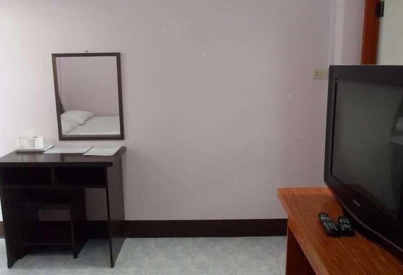 酒店 Puangchompoo Place