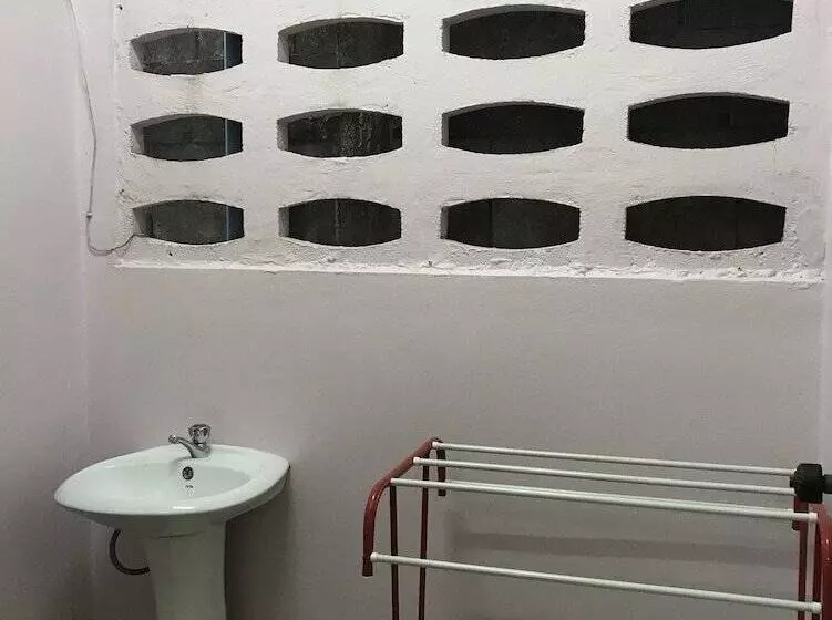 ホテル Puangchompoo Place