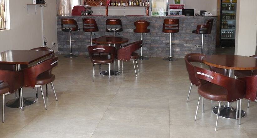 هتل Rosaline Suites