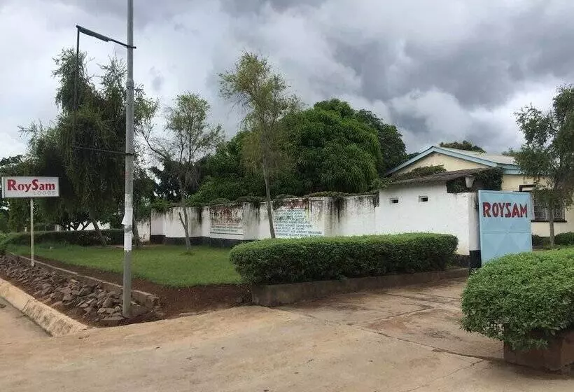 هتل Roysam Lodge