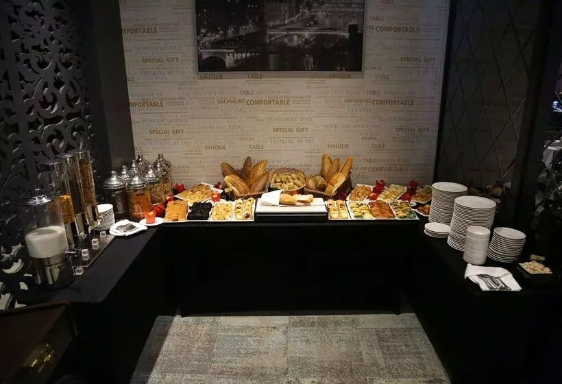 ホテル Tryp By Wyndham Istanbul Sancaktepe