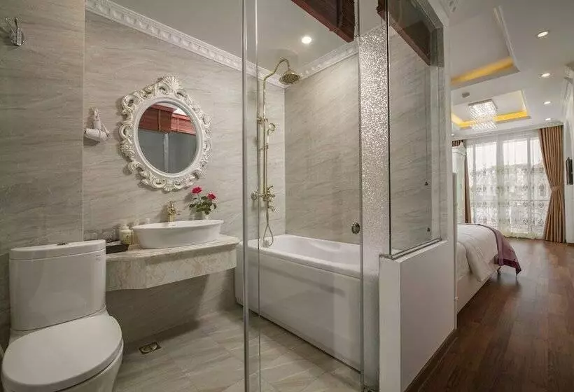 هتل Viola Royal  & Spa