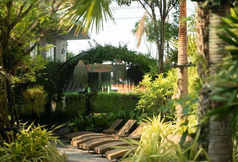 Wisdom Hotel & Residence