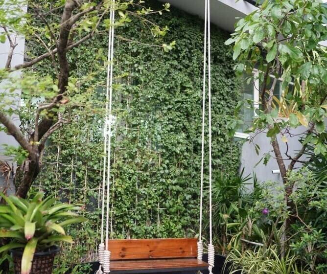 Wisdom Hotel & Residence