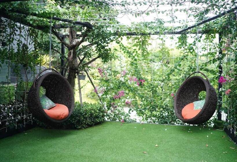 Wisdom Hotel & Residence