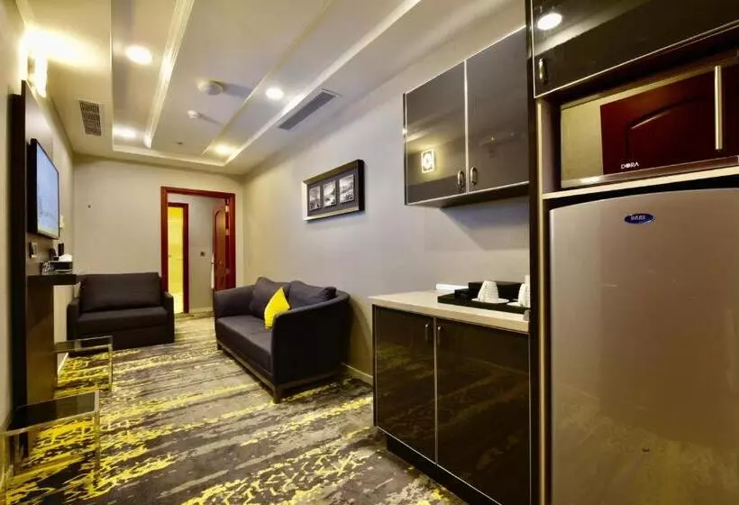 ホテル Bram Suites