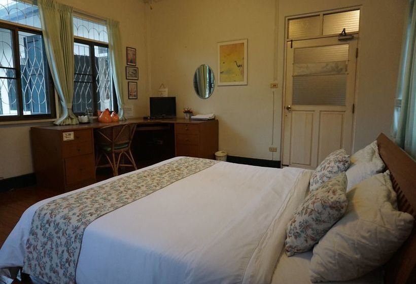 ホテル Baan Rub Aroon Guesthouse