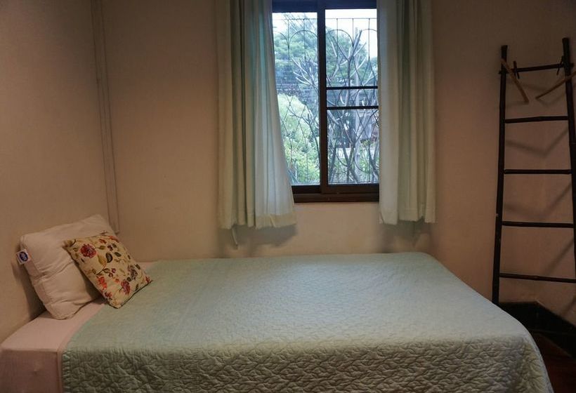 ホテル Baan Rub Aroon Guesthouse