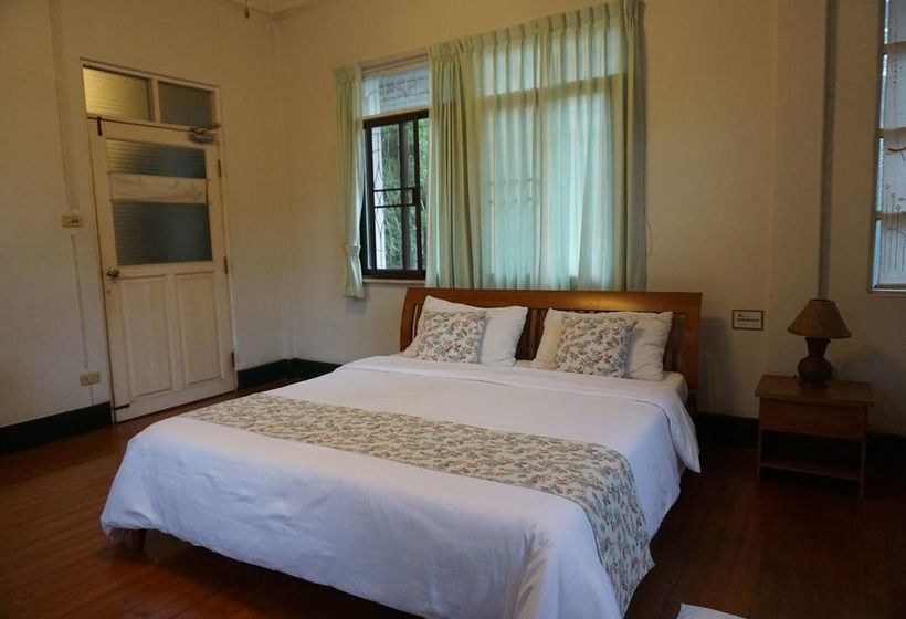 ホテル Baan Rub Aroon Guesthouse
