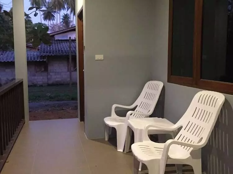 Hotelli Bann Anattaya Koh Yao Noi