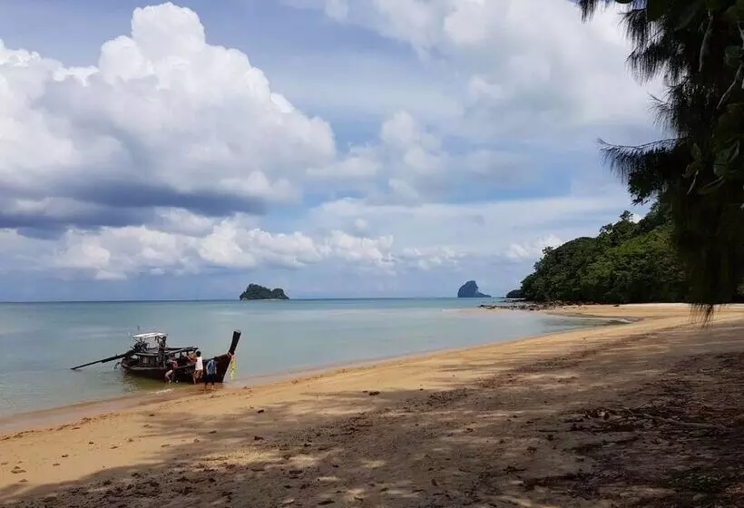 Hotelli Bann Anattaya Koh Yao Noi