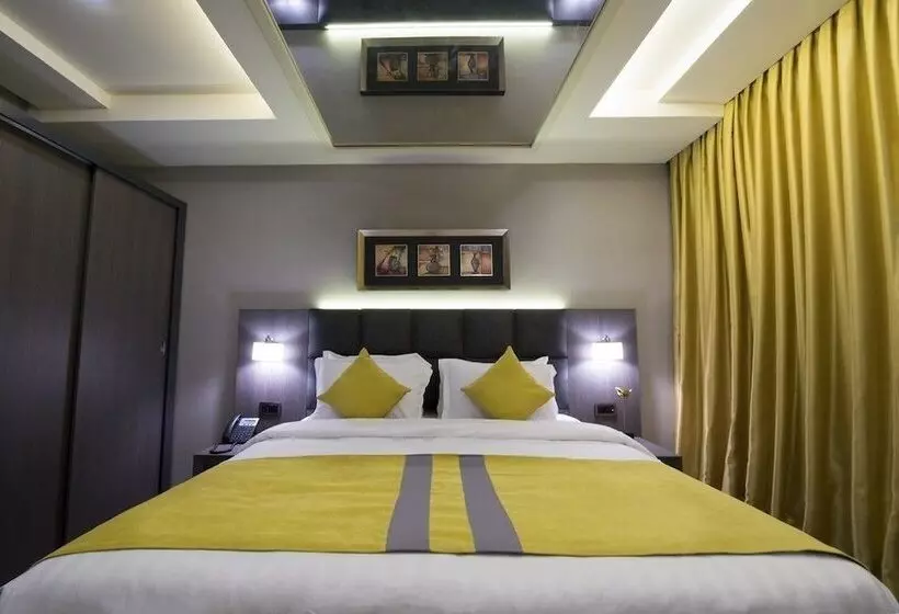 ホテル Bram Suites