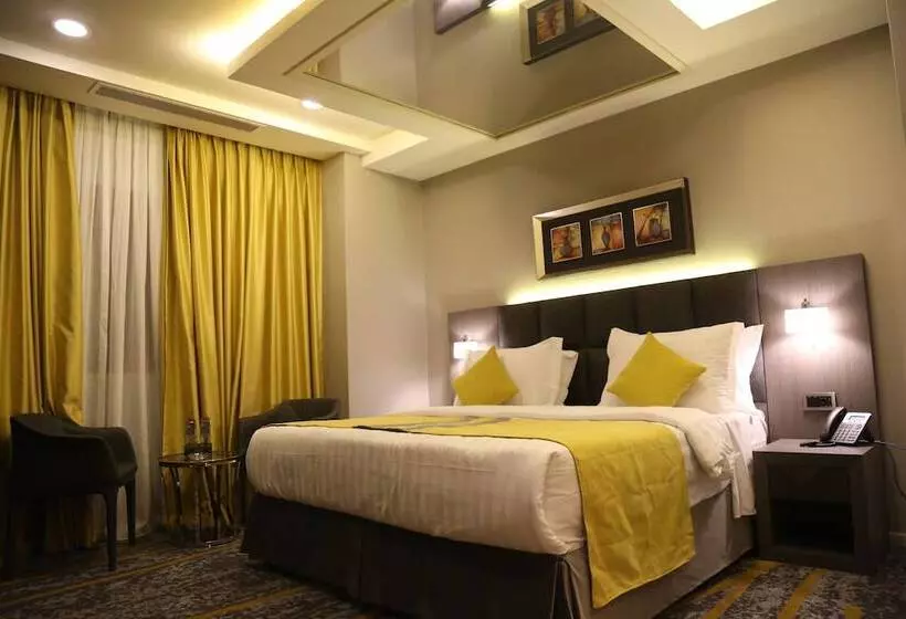 ホテル Bram Suites