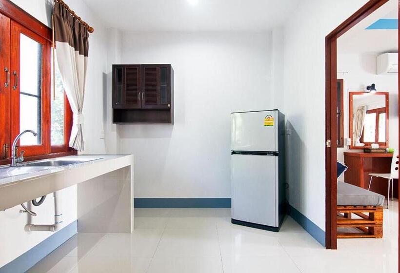 Otel Breeze Bay Villa