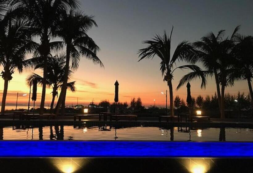 Otel Breeze Bay Villa