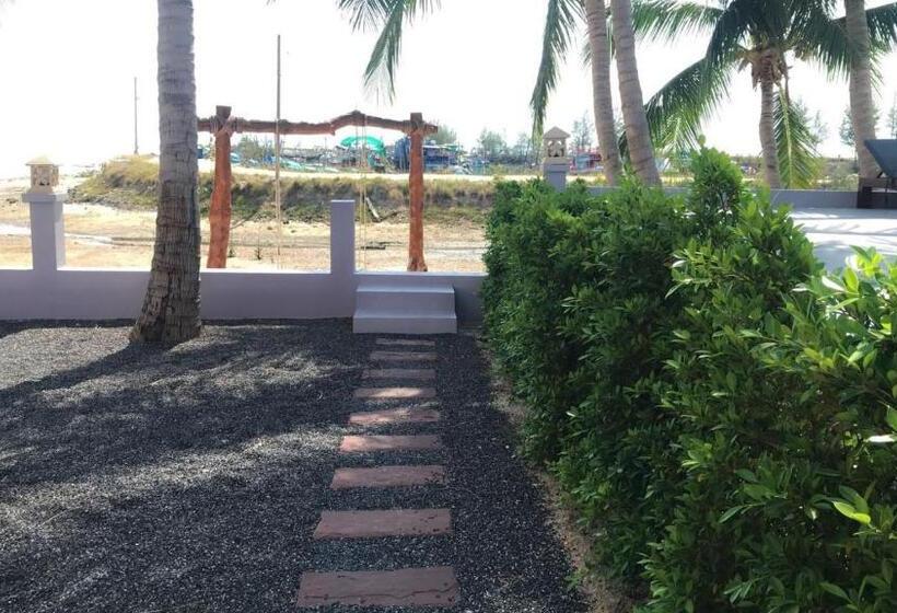 Otel Breeze Bay Villa