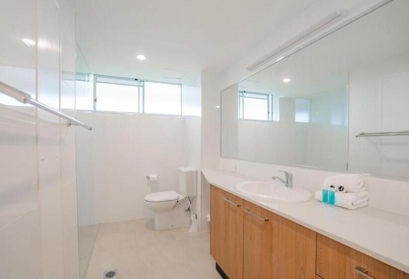 בית מלון כפרי Cashelmara Beachfront Apartments