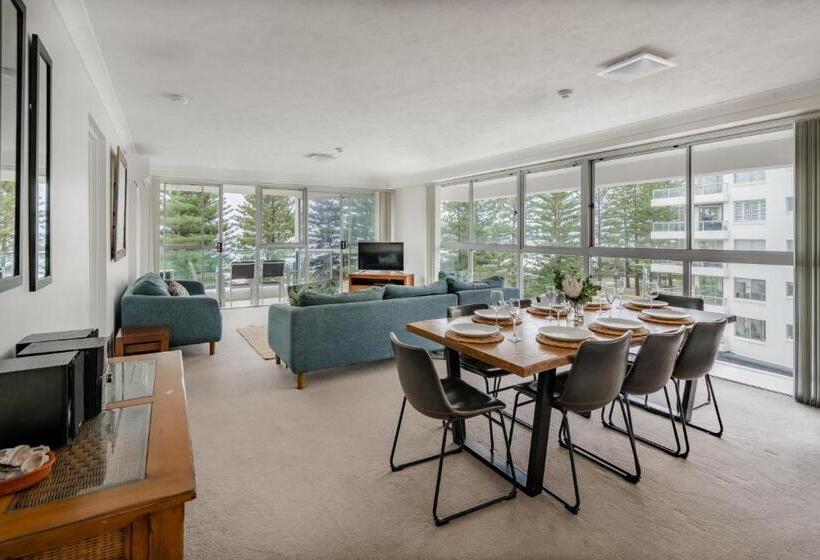 בית מלון כפרי Cashelmara Beachfront Apartments