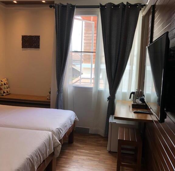 Отель Celosia Chiang Mai