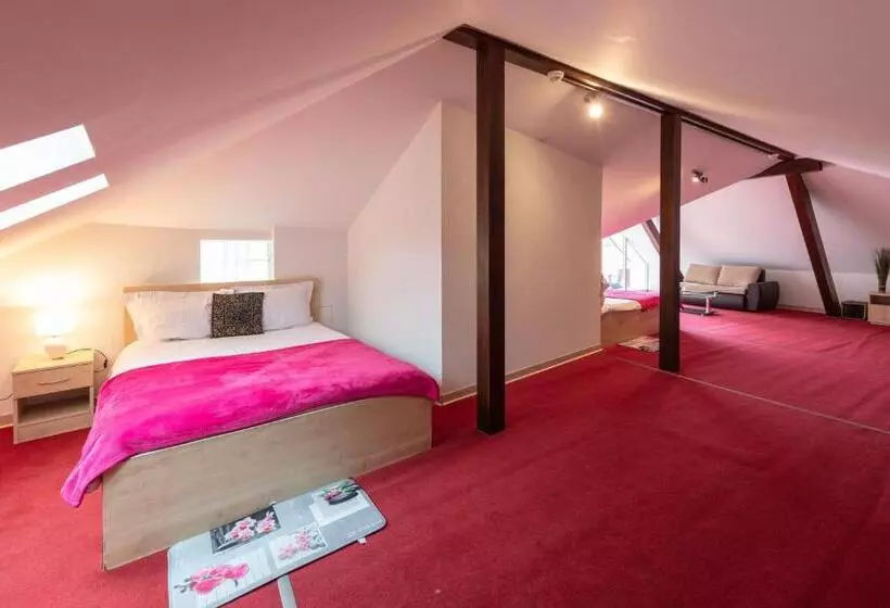 ホテル Hostellerie De L Hôtel De Ville