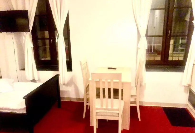 ホテル Hostellerie De L Hôtel De Ville