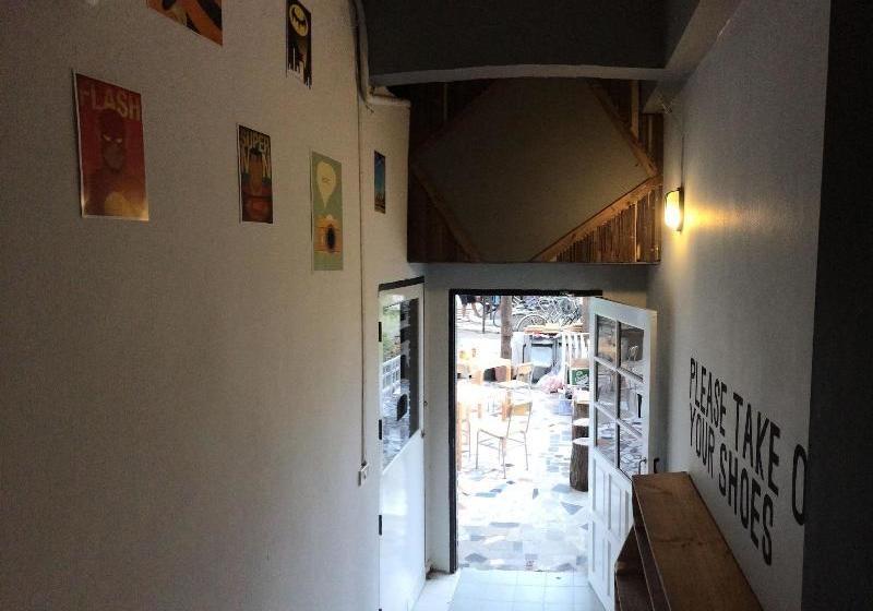 فندق Il Treno Hostel