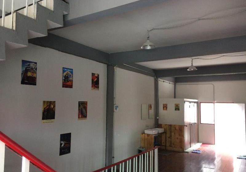 فندق Il Treno Hostel