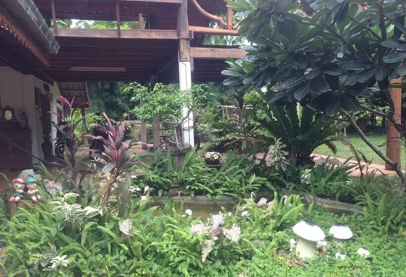 هتل Loei Airport Homestay