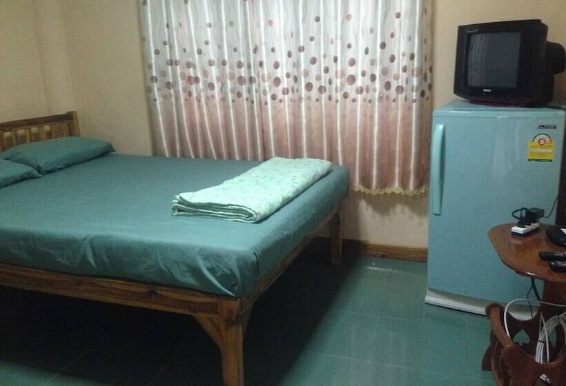 Отель Loei Airport Homestay