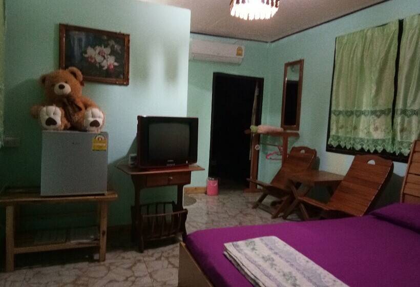 Отель Loei Airport Homestay