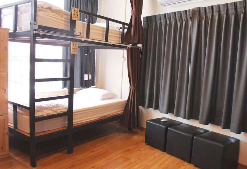 فندق Mad Panda Hostel