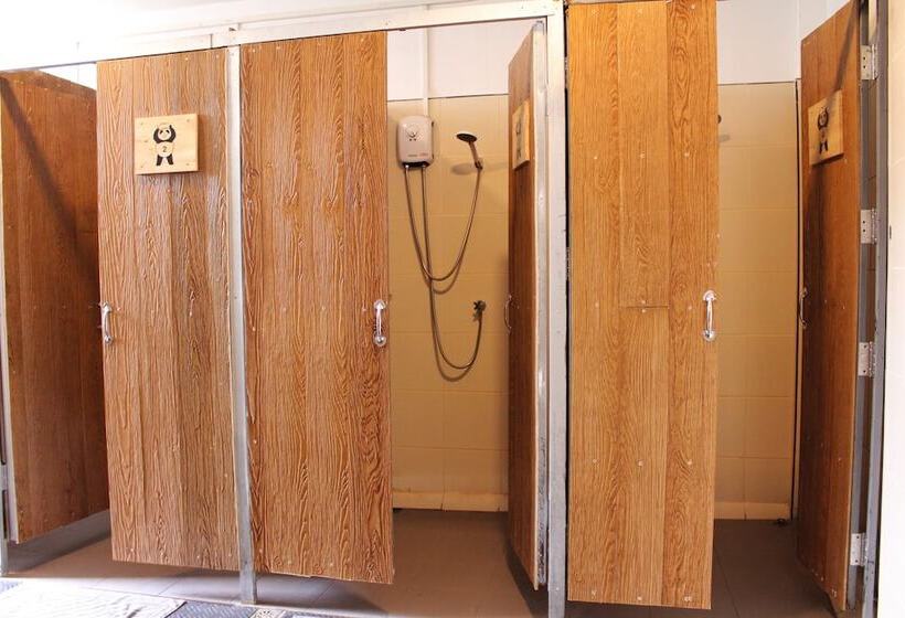 فندق Mad Panda Hostel