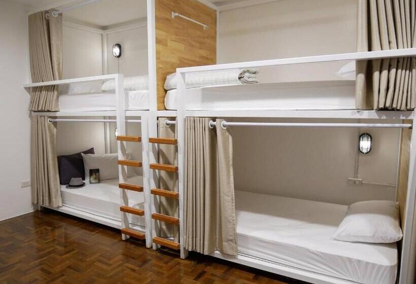 בית מלון כפרי Neat Hostel