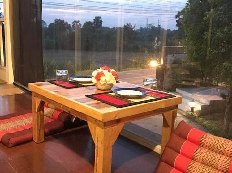 בית מלון כפרי Olive Resort Pattaya