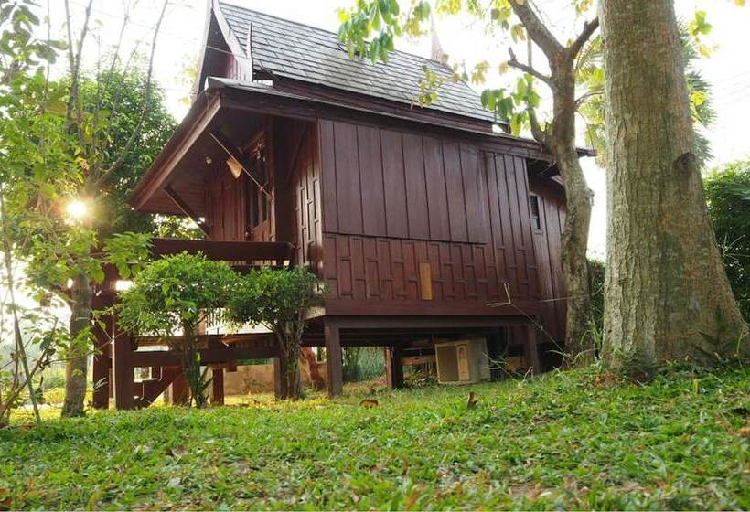 בית מלון כפרי Olive Resort Pattaya