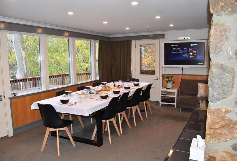 فندق Pure Chalet Thredbo