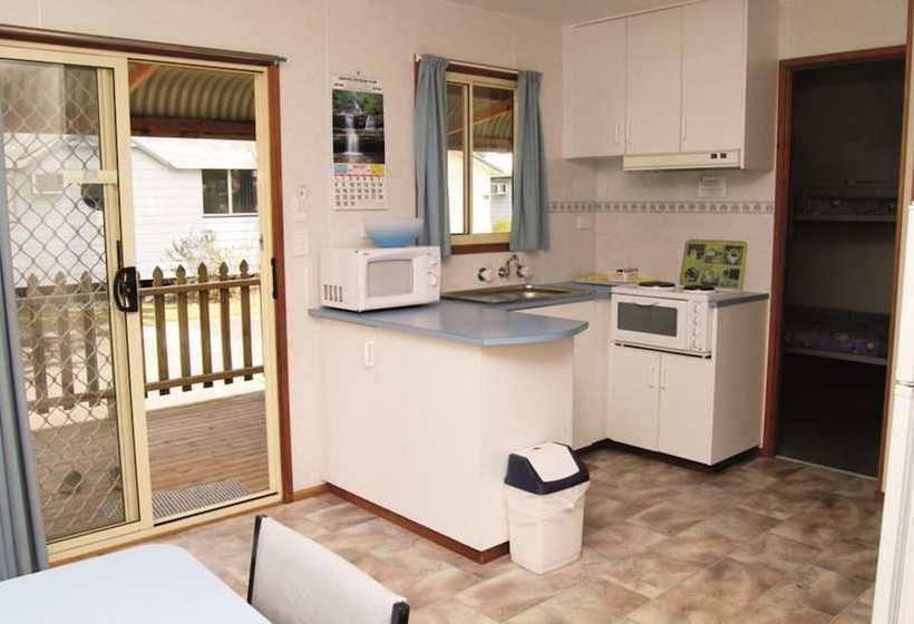 호텔 Smugglers Cove Holiday Village