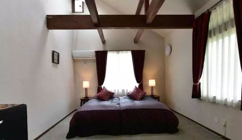 هتل Backcountry Lodge Hakuba
