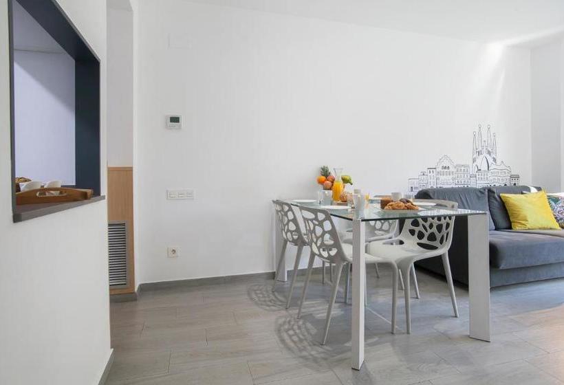 Отель Bbarcelona Apartments Gaudi Flats