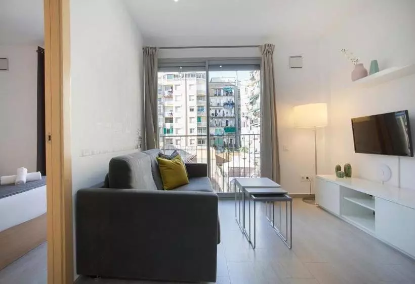 هتل Bbarcelona Apartments Gaudi Flats