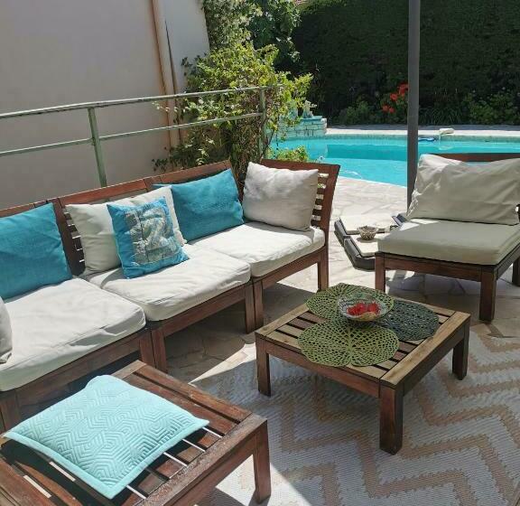 בית מלון כפרי Blue Dream Cannes Guest House