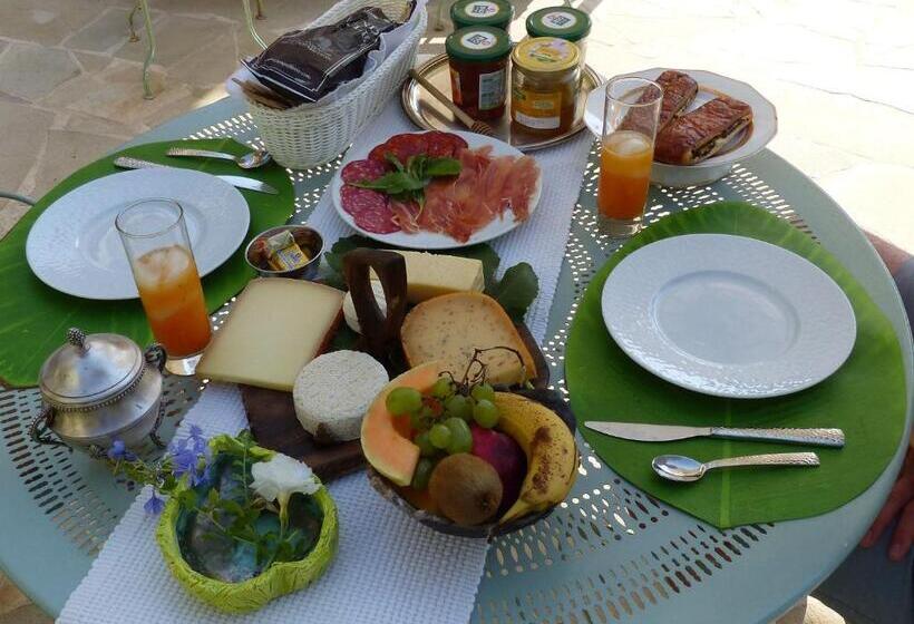 בית מלון כפרי Blue Dream Cannes Guest House