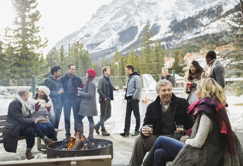 בית מלון כפרי Crosswaters Resort At Kananaskis