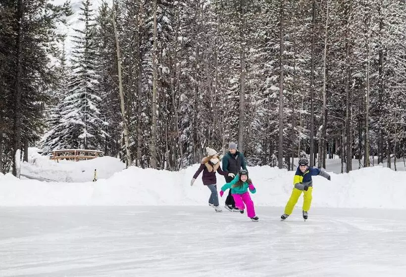 ホテル Crosswaters Resort At Kananaskis