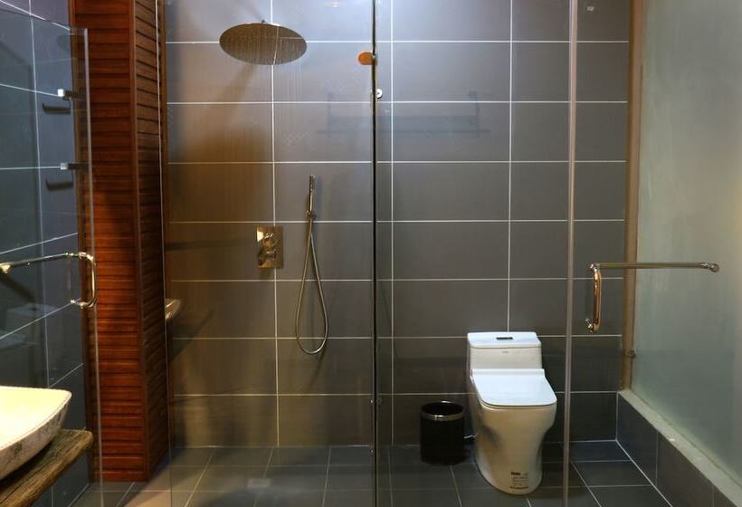 호텔 Enjoy Holidays