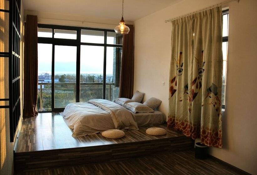 호텔 Enjoy Holidays