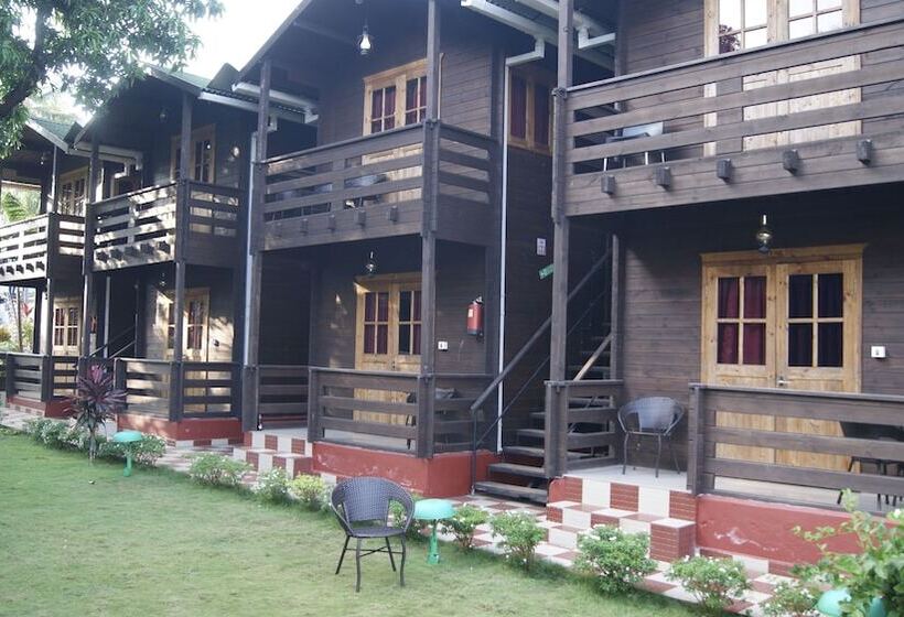 فندق Camelot Fantasy Resort