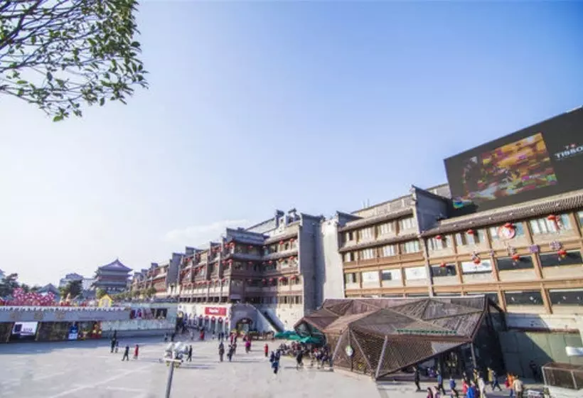 هتل Golden Tree Business