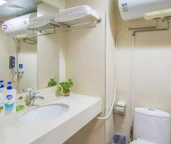 هتل Golden Tree Business