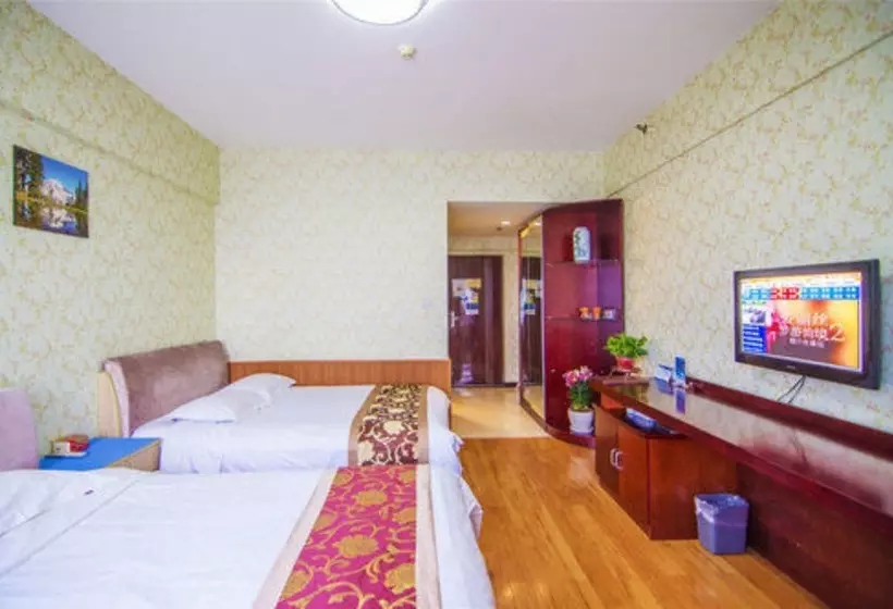 هتل Golden Tree Business